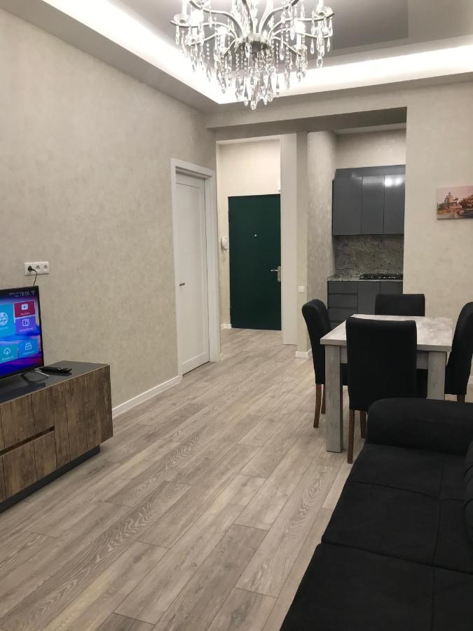 Ferienwohnung Charm Tbilisi Exterior foto